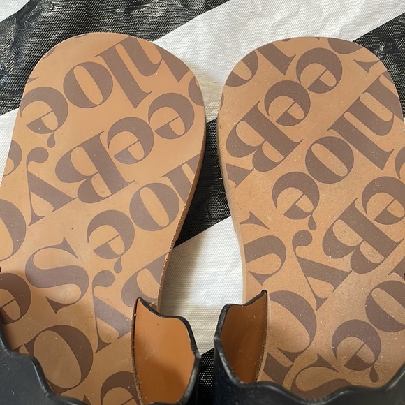 See by Chloe Essie Scalloped Slide Sandals - Size 8 - Picture 8 of 10